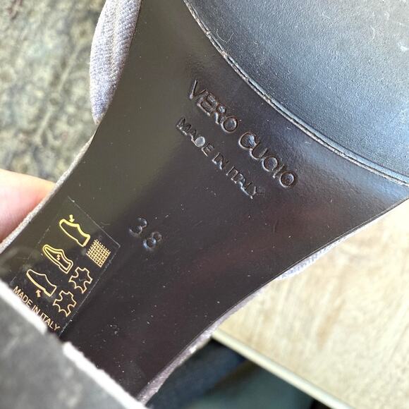 Diane Bennet Velvet Block Heel Ankle Strap Pumps Taupe 3.5" Made in Italy 38 - Picture 6 of 9